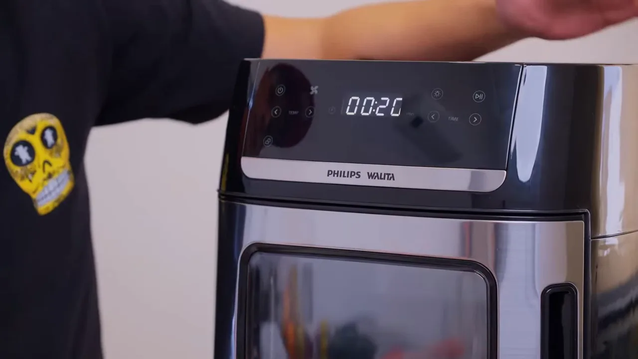 Iniciando o funcionamento da air fryer oven pelo painel digital