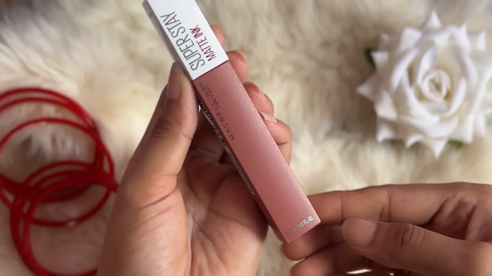 Embalagem fechada do batom Maybelline SuperStay Matte Ink