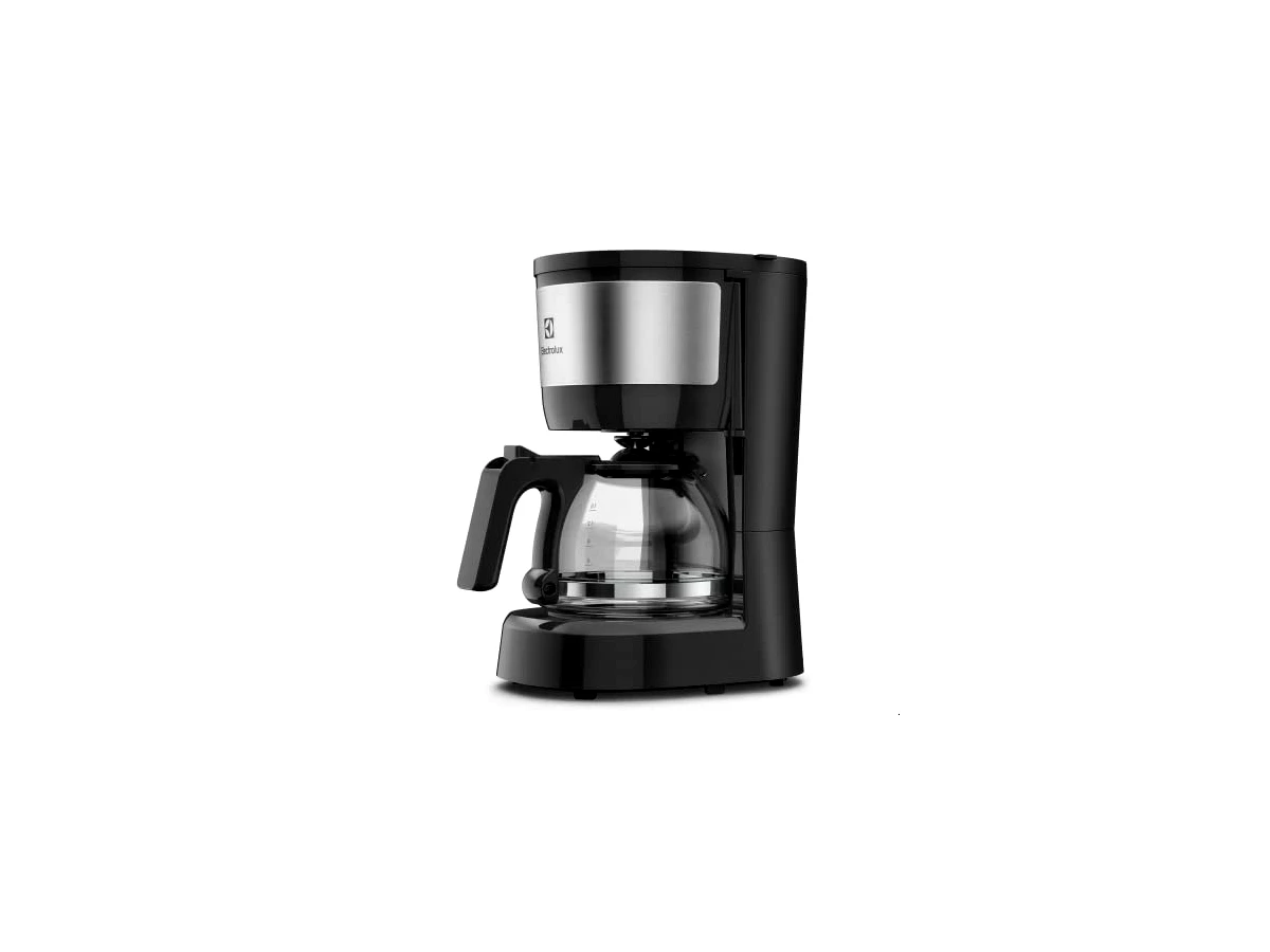 Cafeteira elétrica 15 xícaras 600W Electrolux Efficient ECM10. Potência e capacidade confirmadas.