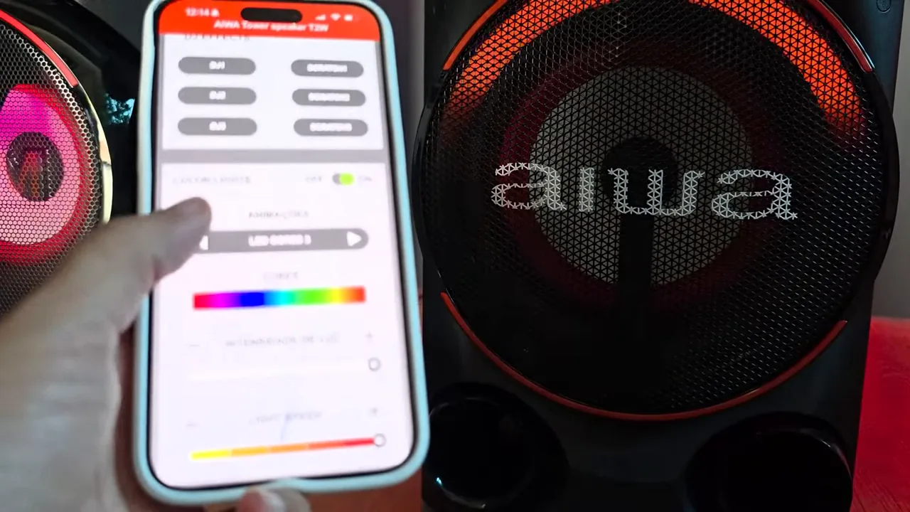 Controle dos efeitos luminosos da torre Aiwa através do aplicativo