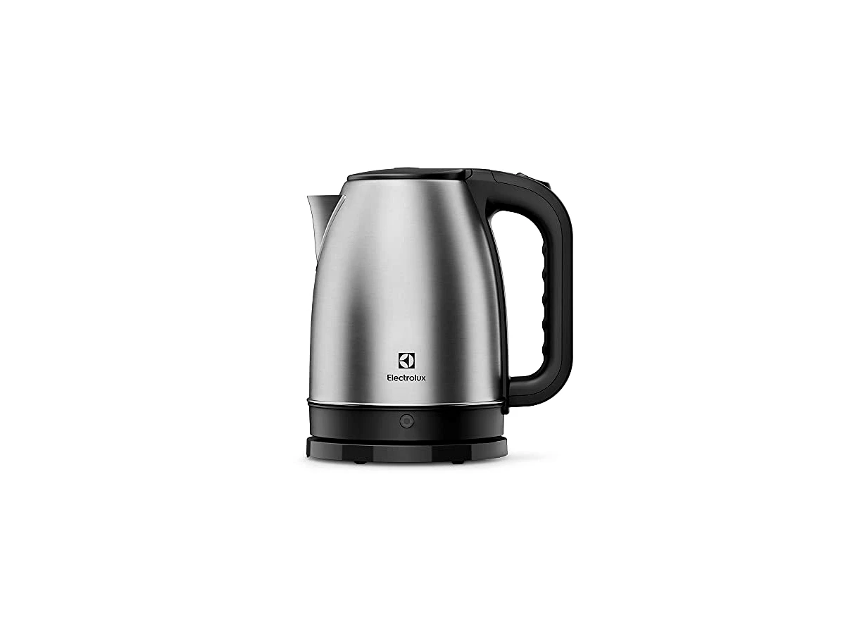 Chaleira elétrica de inox 1200W Electrolux Efficient EEK10