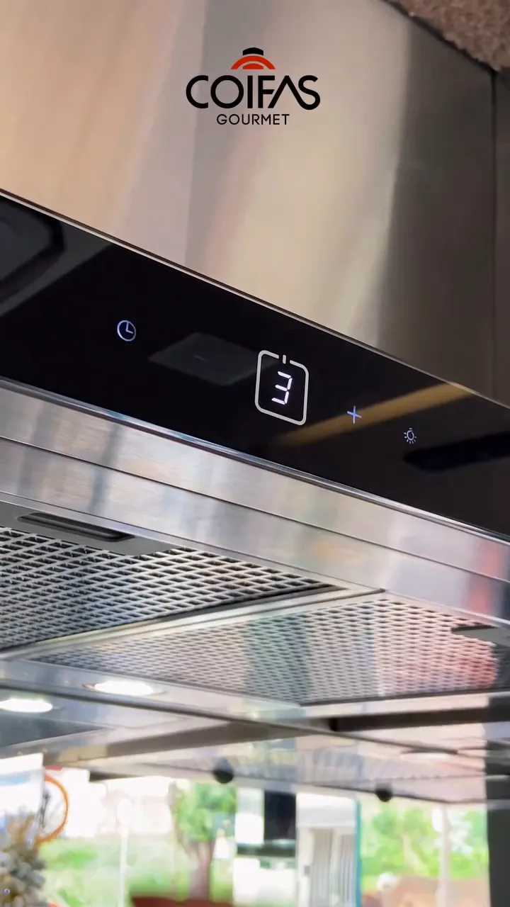 Painel touch da coifa Franke com velocidade três e timer ativos