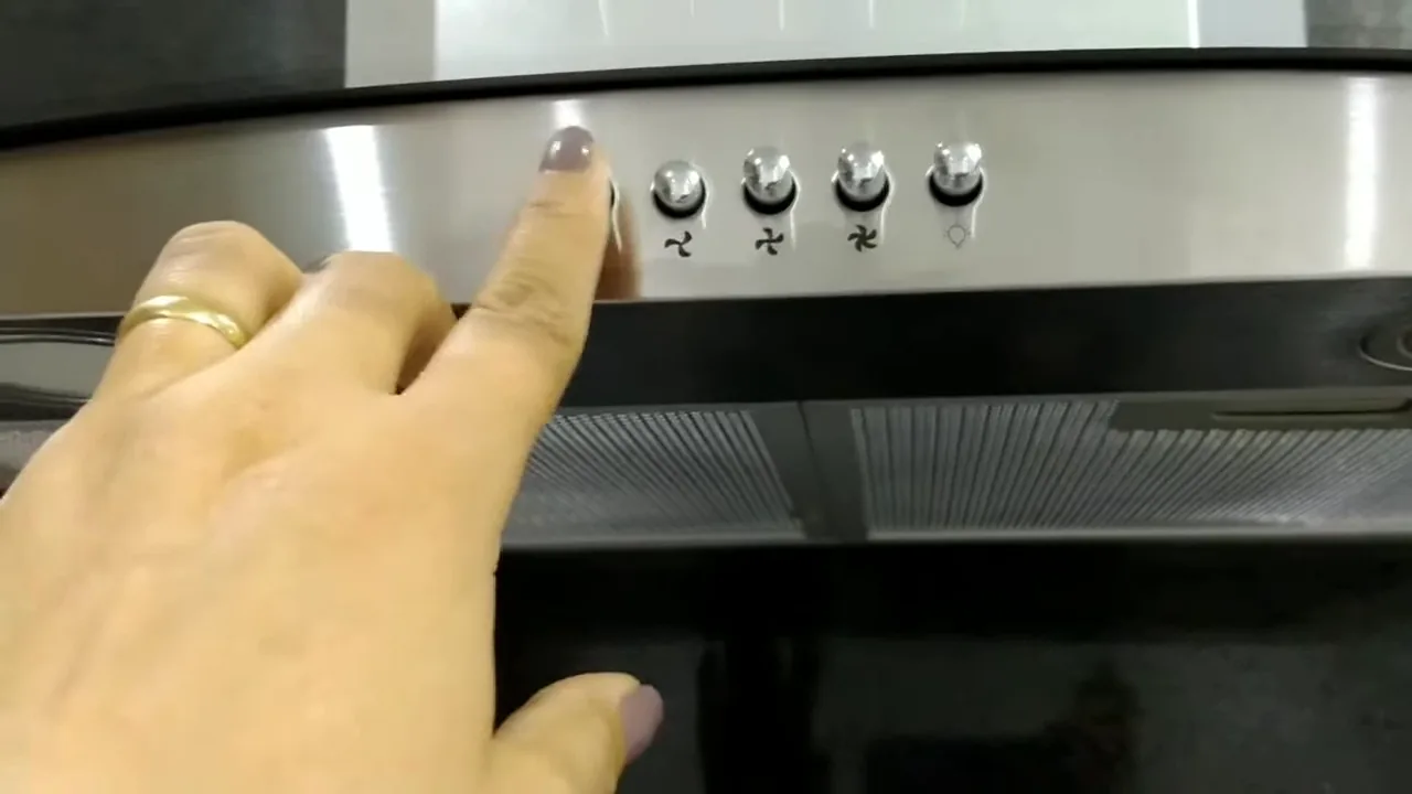 Acionamento e teste dos botões de sucção da coifa Philco