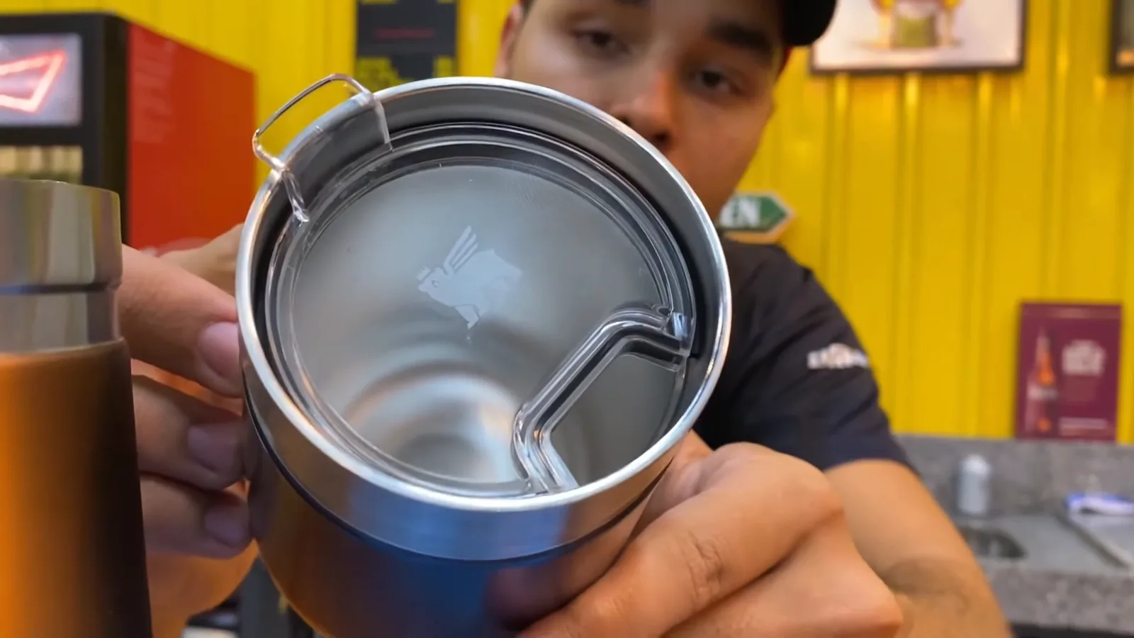 Tampa de Tritan com abertura fixa do copo Stanley Everyday
