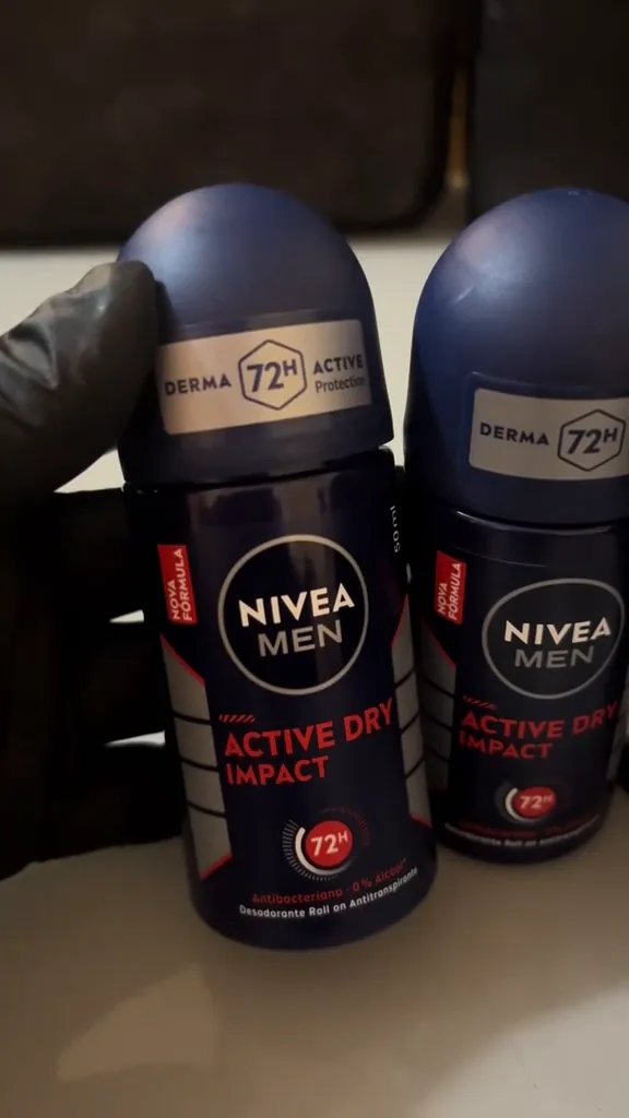 Embalagem do desodorante antitranspirante roll-on Nivea Men Dry Impact
