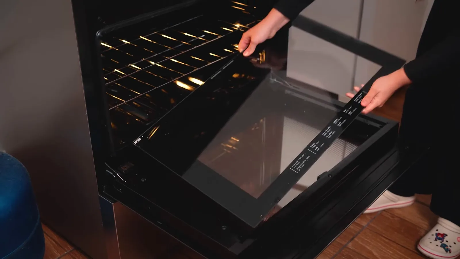 Vidro interno Easy Open removido da porta do forno Brastemp
