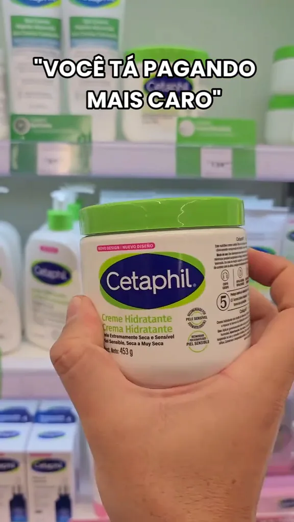 Pote de 453g do creme hidratante Cetaphil para pele seca