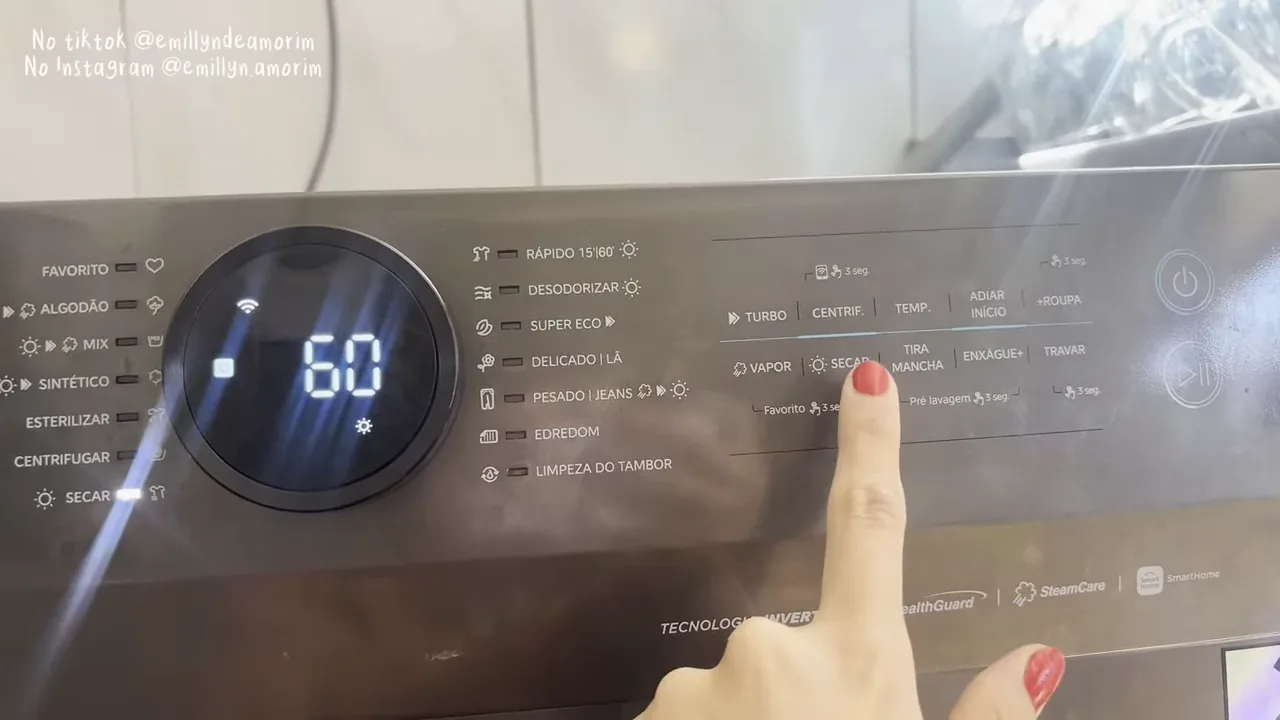 Programação manual do tempo de secagem no painel da máquina
