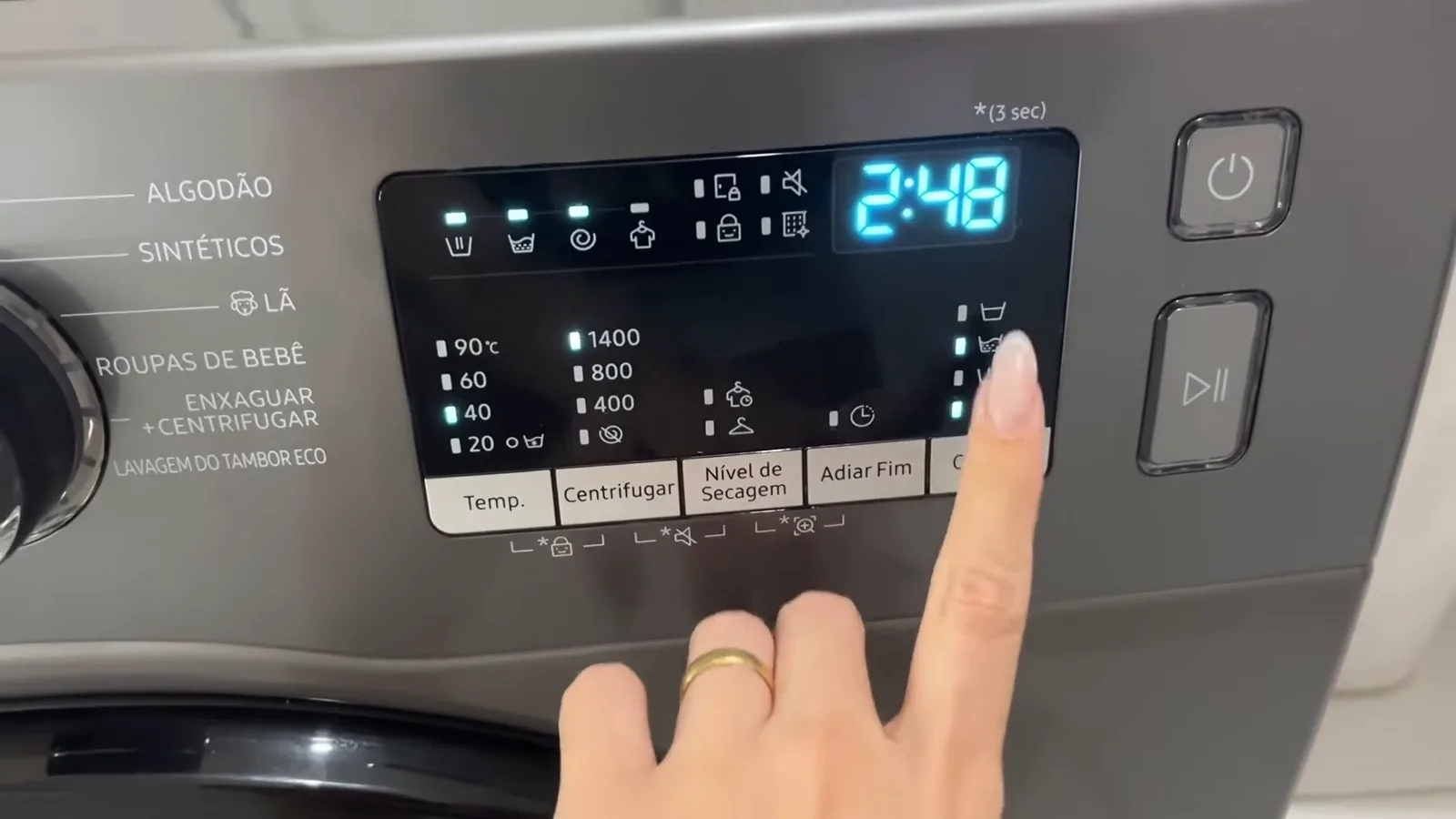 Painel digital da lava e seca com ajuste de centrifugação e temperatura