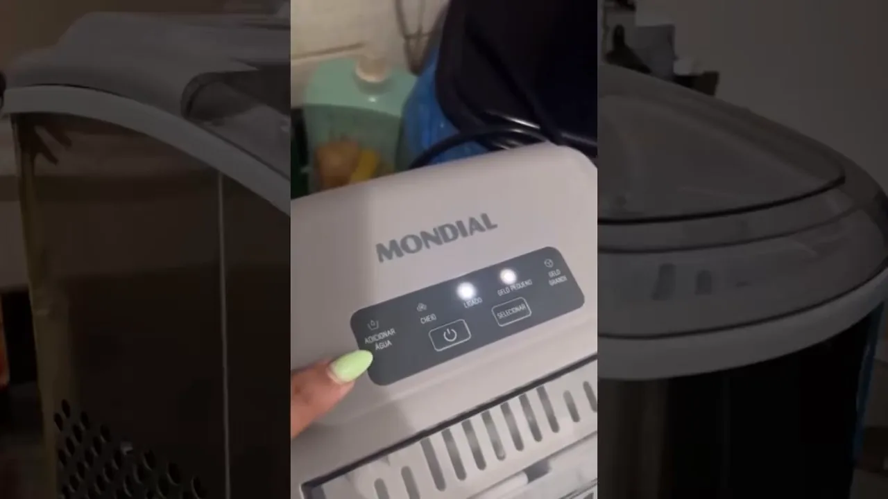 Seleção de tamanho dos cubos no painel da máquina de gelo