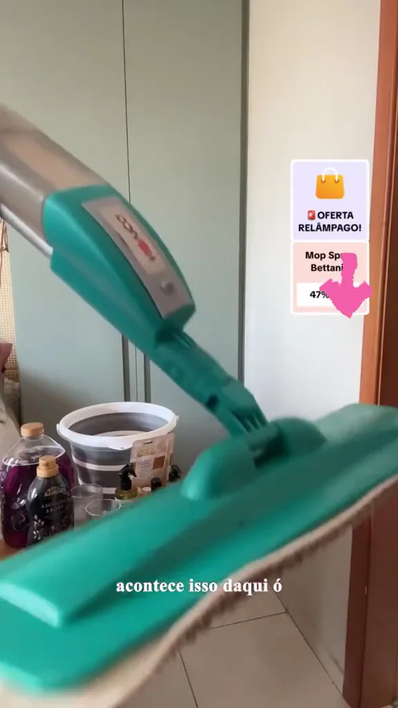 Bico do mop spray Bettanin pulverizando líquido na base