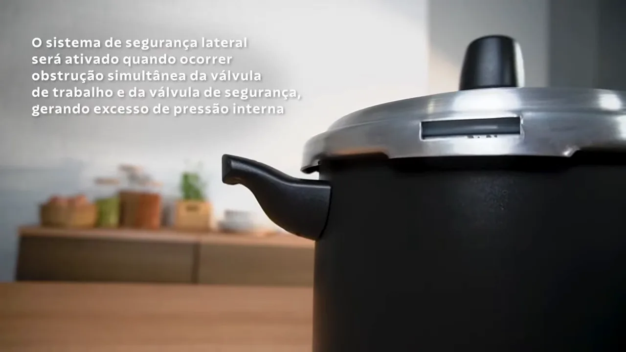 Sistema de segurança lateral da panela liberando excesso de vapor