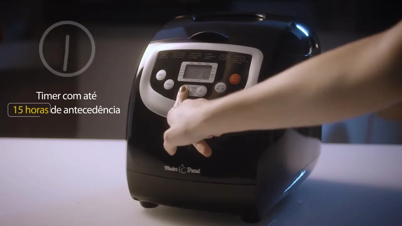 Fechamento da tampa e ajuste do timer na panificadora Mondial