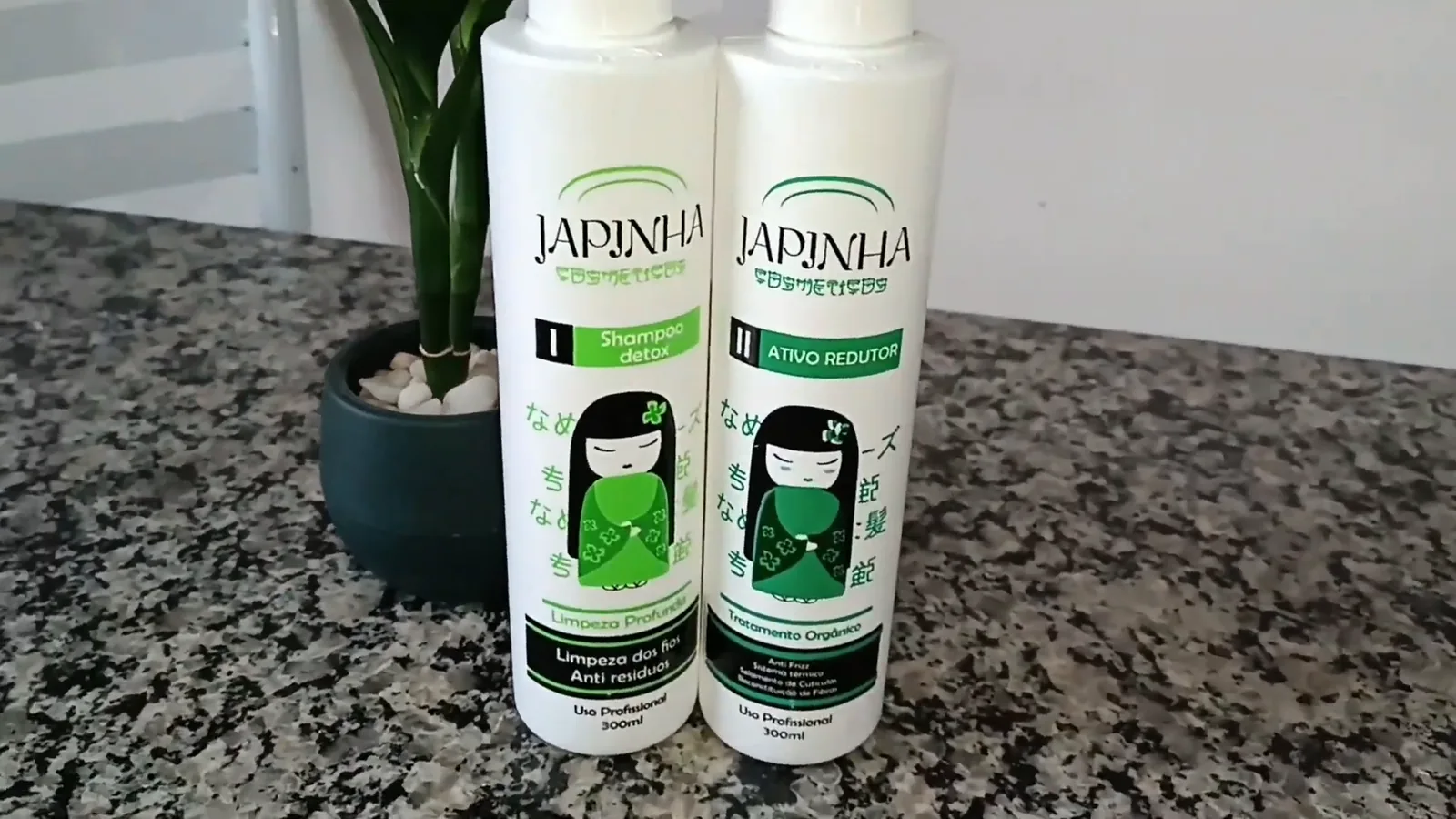 Kit da progressiva Japinha Cosméticos com shampoo e ativo redutor