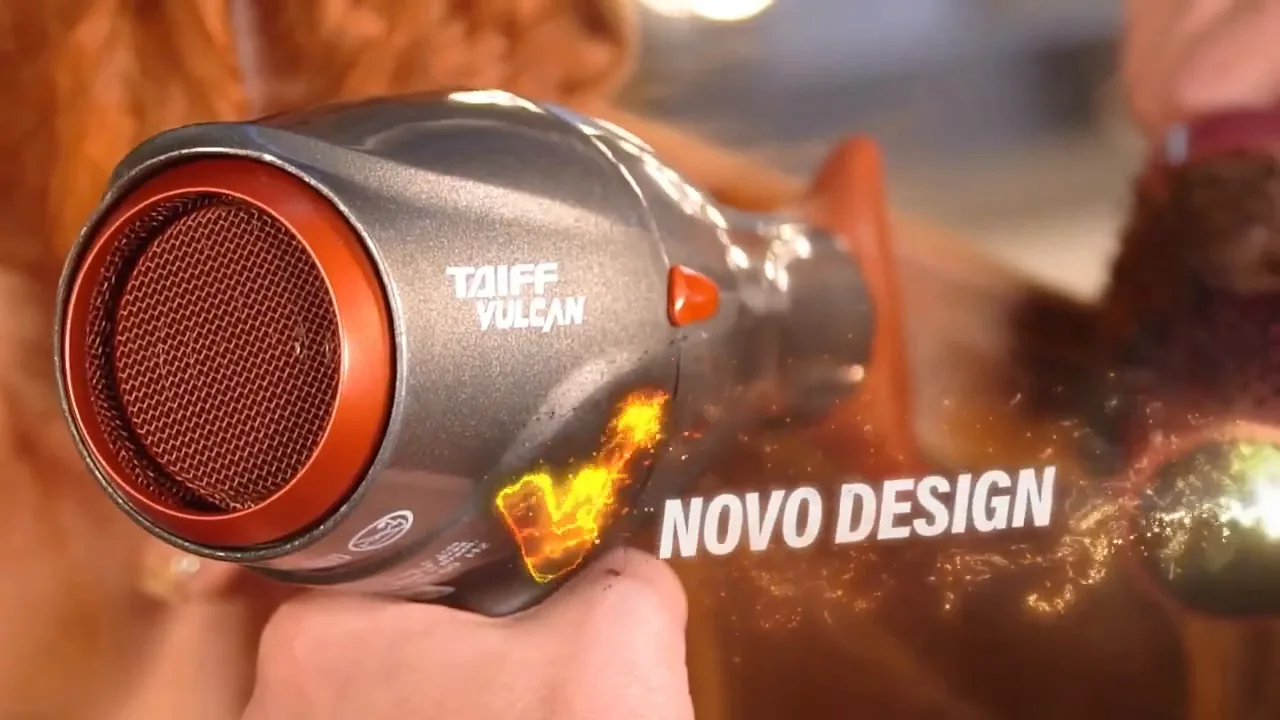 Secador Taiff Vulcan exibindo sua grade traseira e acabamento metálico
