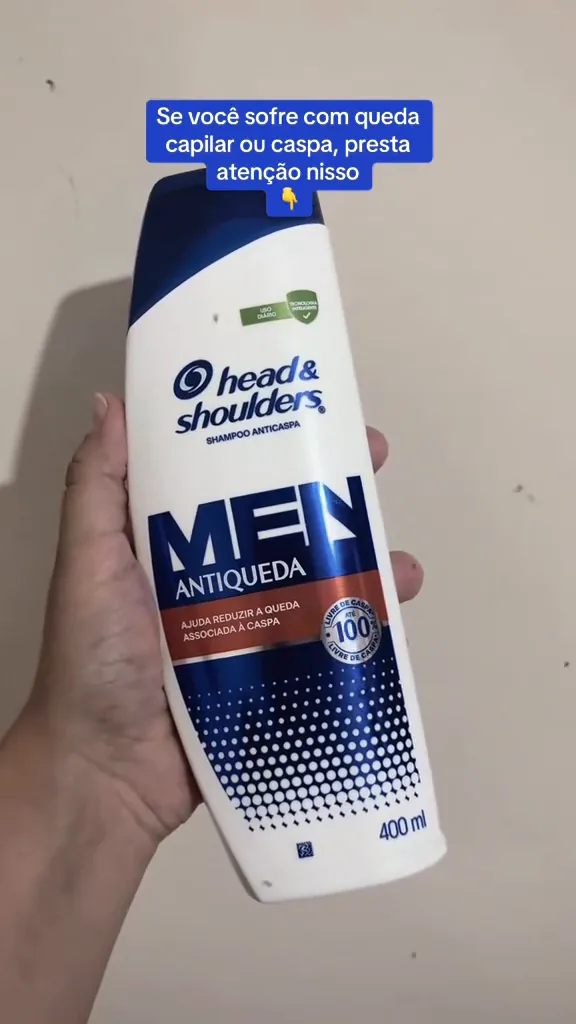 Embalagem de 400 ml do shampoo Head & Shoulders Men Antiqueda