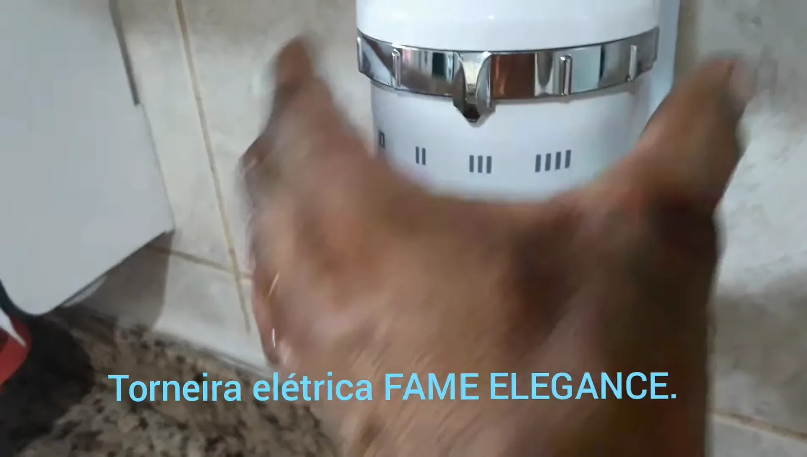 Regulagem do seletor de quatro temperaturas da torneira elétrica Fame Elegance
