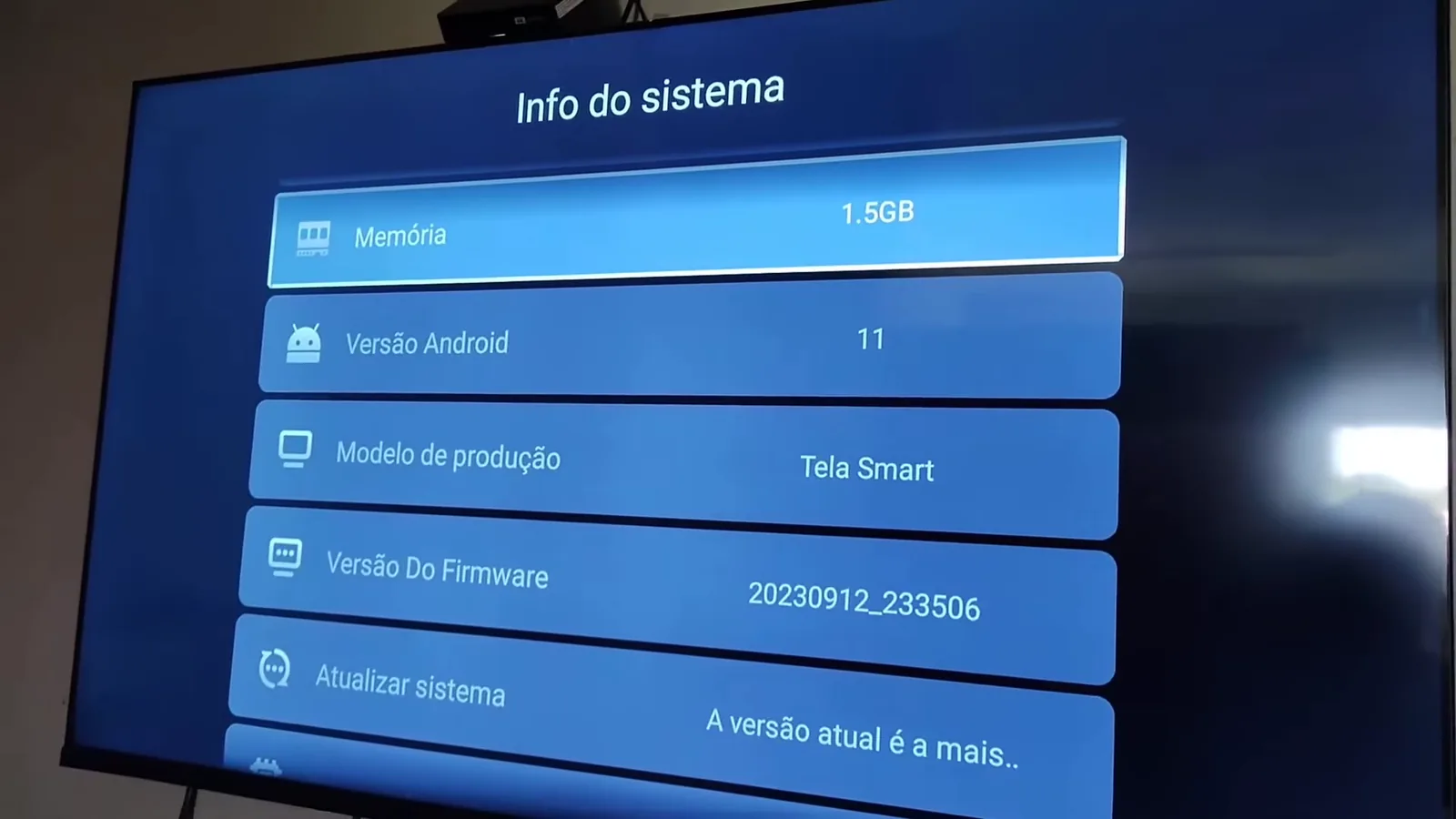 Menu de sistema da Smart TV HQ exibindo especificações e versão Android