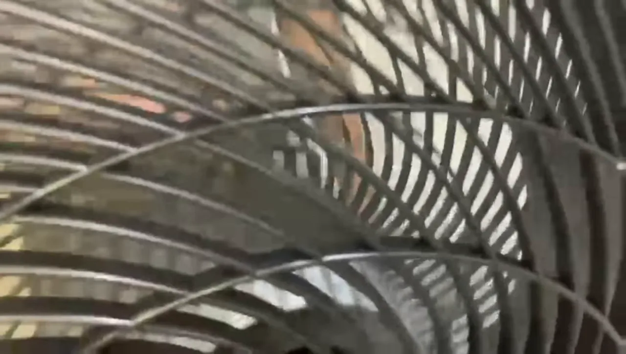 Ventilador de coluna Ventisol Turbo 6 funcionando em alta rotação